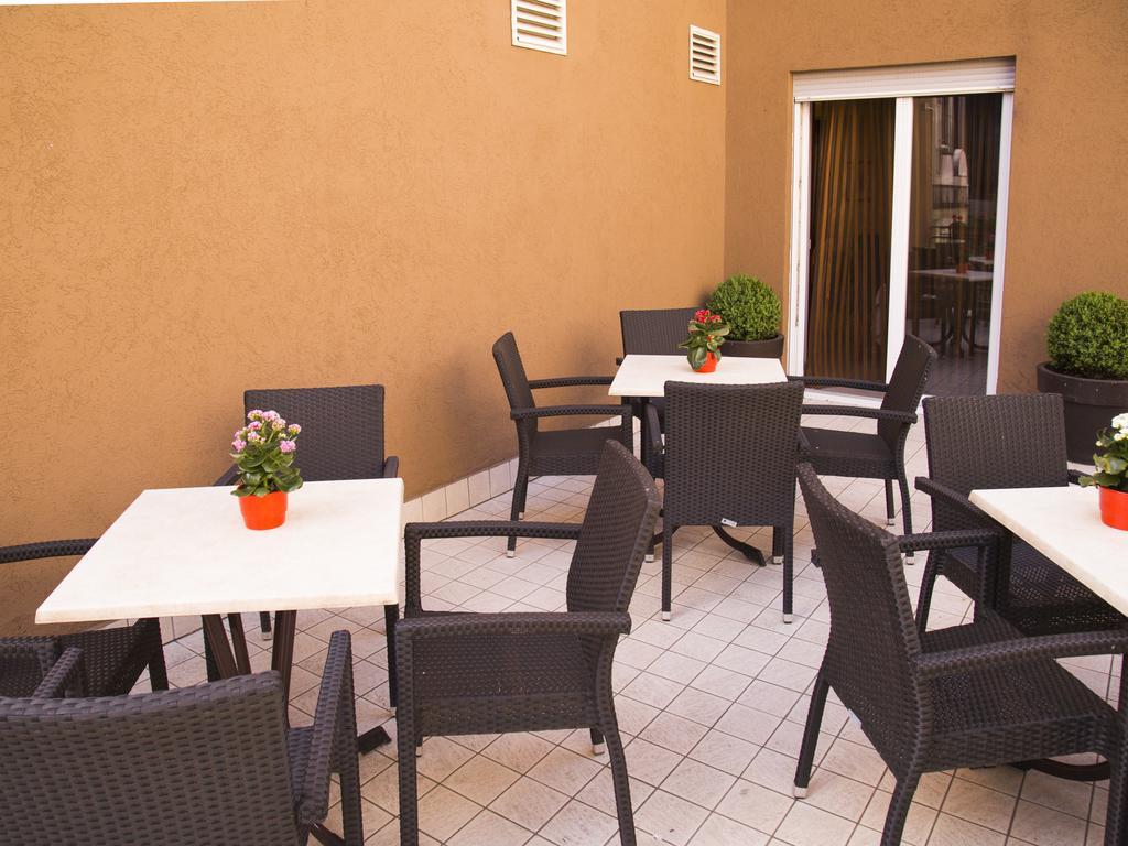 Hotel Regina Bolzano Exterior foto